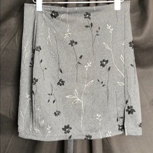Women’s skirt grey